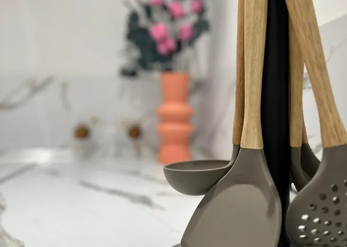 Agate Center アパート